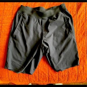 Lululemon linerless 7” shorts